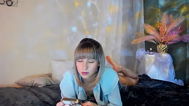 CharmBianca online show from 10-26-25, 11:38