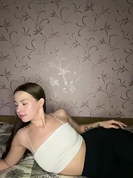 Arielle Swan online show from 02-01-26, 03:21