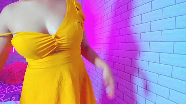 Snapshot of NAUGHTY_ALANA_ chatting on 03-07-25, 05:38 NAUGHTY ALANA online show from 03-07-25, 05:38