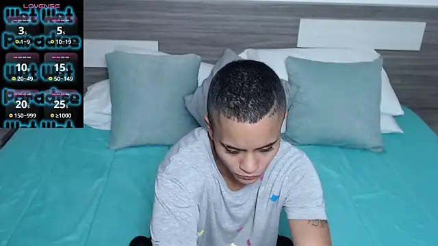 Liiamthompson online show from 03-26-26, 09:48