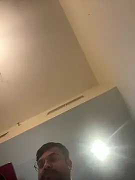 Snapshot of SoloChill chatting on 02-10-26, 12:26 SoloChill online show from 02-10-26, 12:26