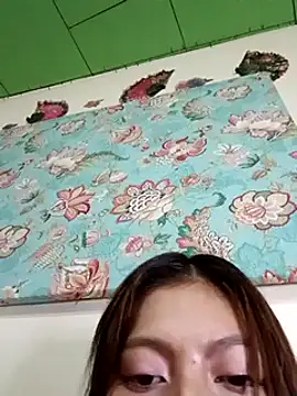 Snapshot of Little_Saori chatting on 02-06-25, 05:25 Little Saori online show from 02-06-25, 05:25