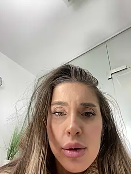 Anya-Ray online show from 02-07-25, 03:08