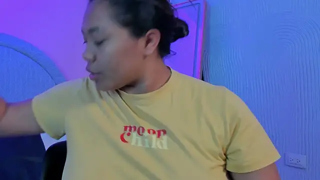 yeikafoxy online show from 05-19-26, 11:05