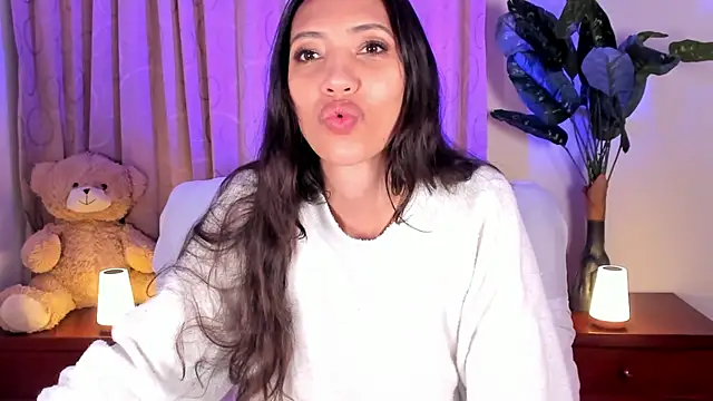 Miss veronicaa2 online show from 02-18-26, 12:56