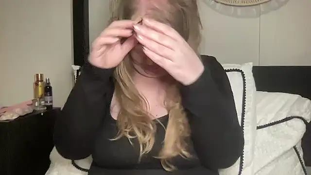 BustyHayleyUk online show from 01-29-25, 10:43