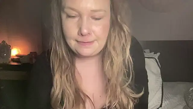 BustyHayleyUk online show from 02-06-25, 08:56