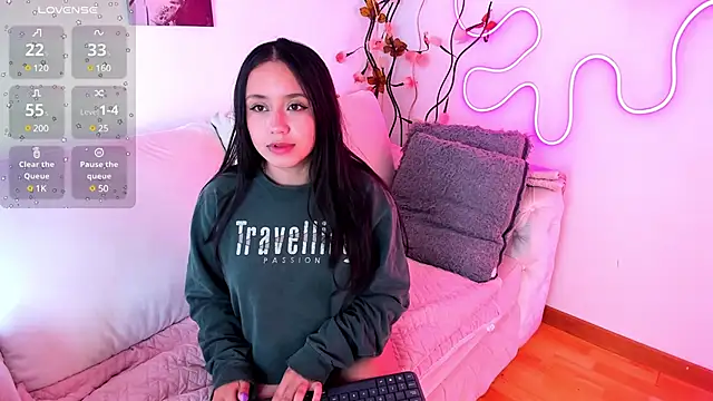 sophie moonnn online show from 02-25-25, 09:02