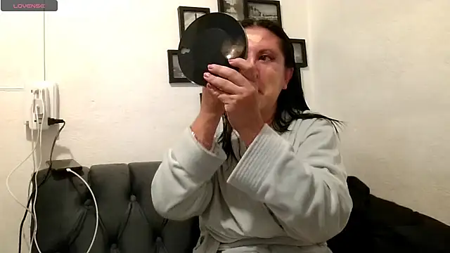 MirandaLatinaLovely online show from 11-08-25, 06:40