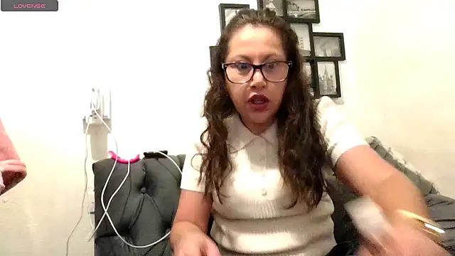 MirandaLatinaLovely online show from 12-17-25, 05:30