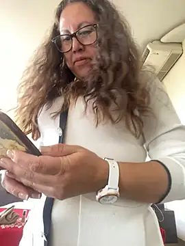 MirandaLatinaLovely online show from 03-20-26, 05:29