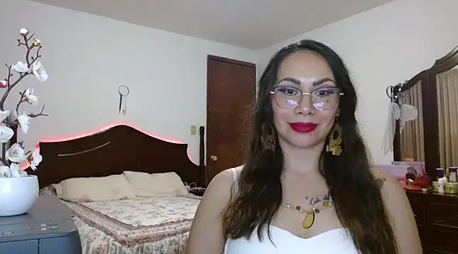 Snapshot of AloLovely_ chatting on 02-27-25, 02:53 AloLovely online show from 02-27-25, 02:53