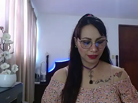 Snapshot of AloLovely_ chatting on 04-02-26, 09:12 AloLovely online show from 04-02-26, 09:12