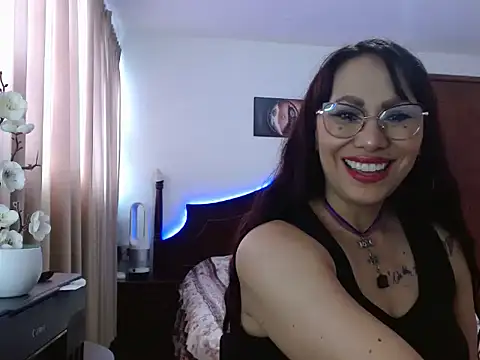 Snapshot of AloLovely_ chatting on 04-07-26, 09:26 AloLovely online show from 04-07-26, 09:26