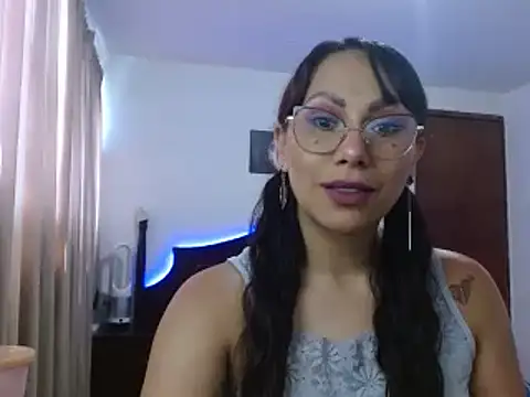Snapshot of AloLovely_ chatting on 04-14-26, 07:31 AloLovely online show from 04-14-26, 07:31