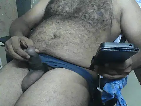 awesomeroc123 online show from 11-07-25, 05:46