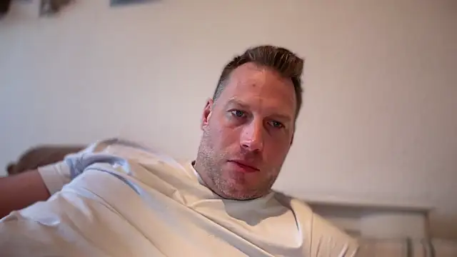 Christian87xxx online show from 04-14-26, 05:19