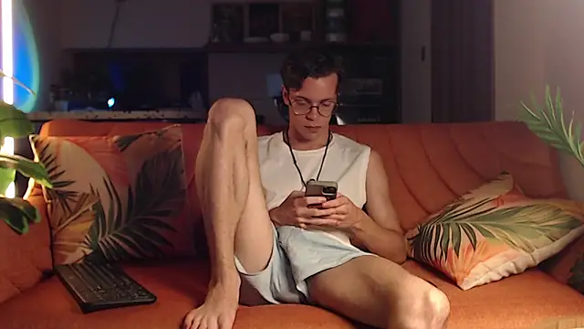 William Henry  online show from 04-17-26, 05:16