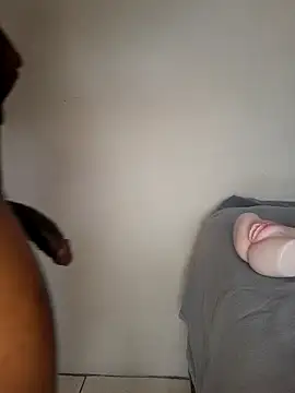 Snapshot of Mad1a chatting on 03-15-26, 07:25 Mad1a online show from 03-15-26, 07:25