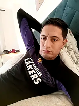 Kelv1n29 online show from 02-16-26, 04:03