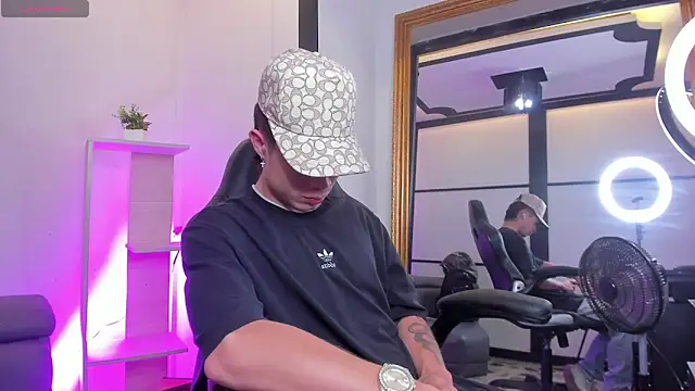 marcuscollins1  online show from 11-11-25, 01:11