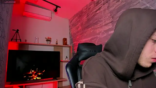 marcuscollins1  online show from 02-17-26, 01:07