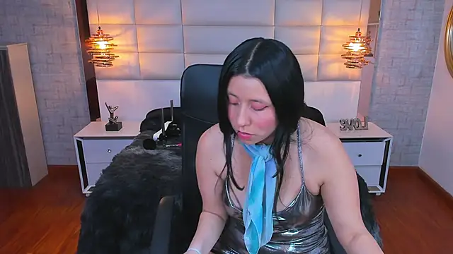 Nohemi louse online show from 01-31-26, 07:11