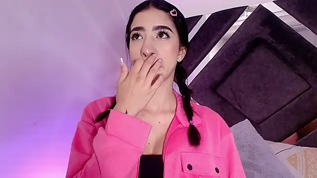 sara lopee1 online show from 10-30-25, 11:55