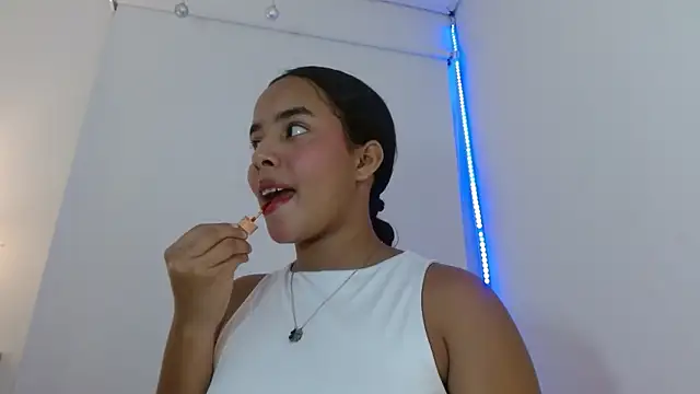 Roxy Stonee online show from 09-24-25, 08:12