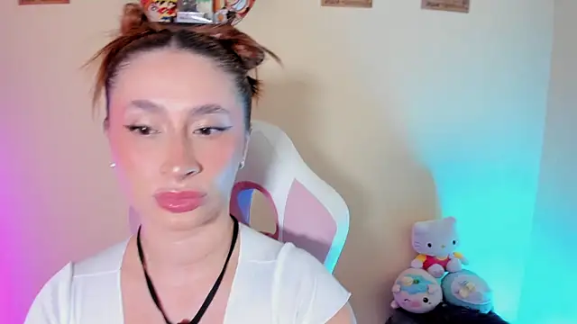 Snapshot of chloe_rockss_ chatting on 07-08-26, 08:24 chloe rockss online show from 07-08-26, 08:24