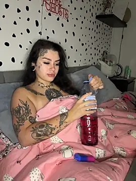 tempzzz12 online show from 10-03-25, 07:16