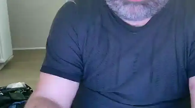 Snapshot of fuocovivo4 chatting on 03-13-25, 05:28 fuocovivo4 online show from 03-13-25, 05:28