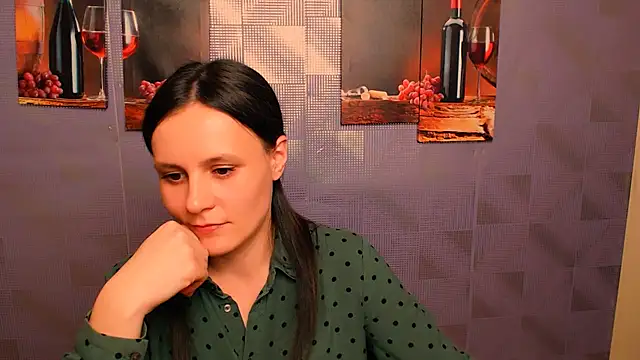 ValeriaHeart  online show from 02-07-25, 01:53