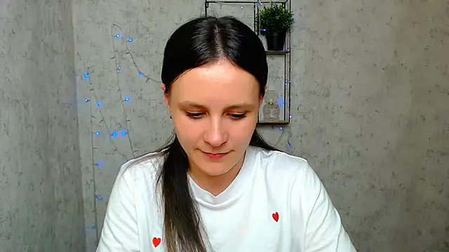 ValeriaHeart  online show from 03-13-25, 01:29