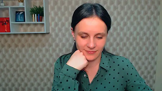 ValeriaHeart  online show from 03-21-25, 06:07