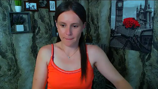 Snapshot of ValeriaHeart_ chatting on 05-26-26, 02:24 ValeriaHeart online show from 05-26-26, 02:24