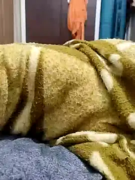 Snapshot of Hot_funky_boy chatting on 01-29-25, 08:25 Hot funky boy online show from 01-29-25, 08:25