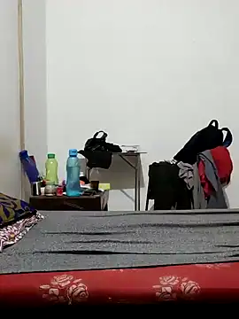 Snapshot of Hot_funky_boy chatting on 02-13-25, 01:05 Hot funky boy online show from 02-13-25, 01:05