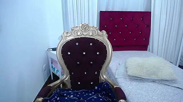 Snapshot of Carlin_Diaz chatting on 02-20-25, 12:19 Carlin Diaz online show from 02-20-25, 12:19