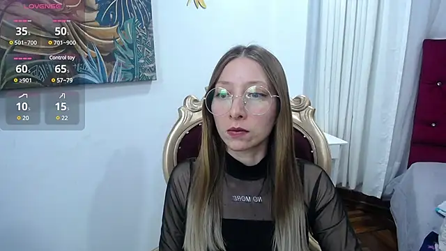 Snapshot of Carlin_Diaz chatting on 03-11-25, 10:31 Carlin Diaz online show from 03-11-25, 10:31