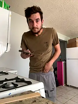 Snapshot of Codybugs0206 chatting on 11-06-25, 04:52 Codybugs0206 online show from 11-06-25, 04:52