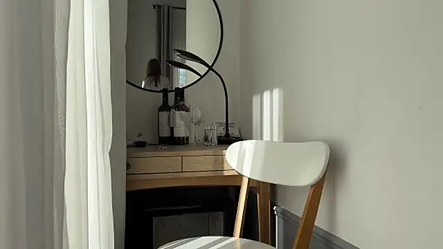 Snapshot of Kisskeyy chatting on 03-08-25, 08:11 Kisskeyy online show from 03-08-25, 08:11