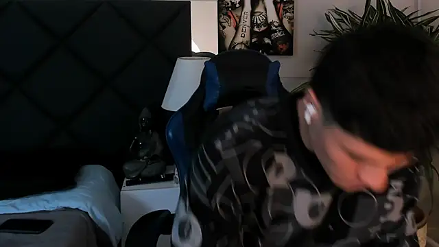 roan birkin online show from 04-04-26, 07:44