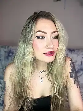 Lally Valencia   online show from 02-20-25, 08:06