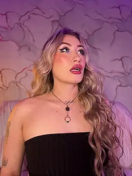 Lally Valencia   online show from 02-08-26, 05:11