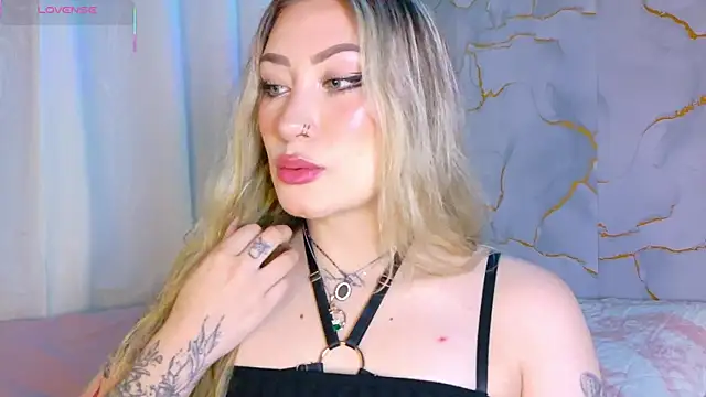 Lally Valencia   online show from 04-07-26, 04:35