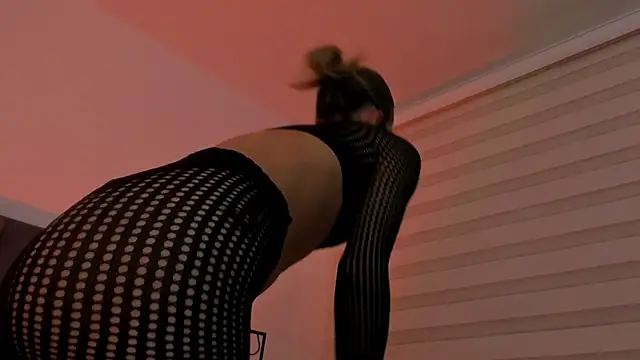 Violetta Ficher online show from 03-31-26, 02:24