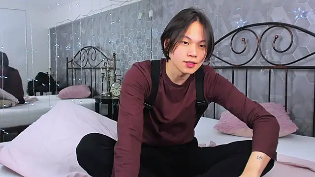 Snapshot of just_gay_ chatting on 01-31-25, 08:43 just gay online show from 01-31-25, 08:43