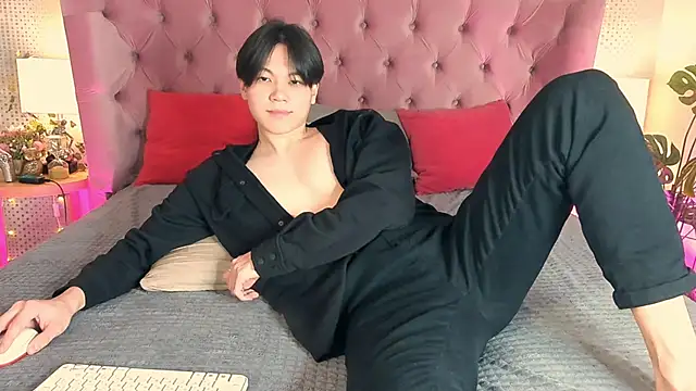 Snapshot of just_gay_ chatting on 03-09-25, 01:48 just gay online show from 03-09-25, 01:48