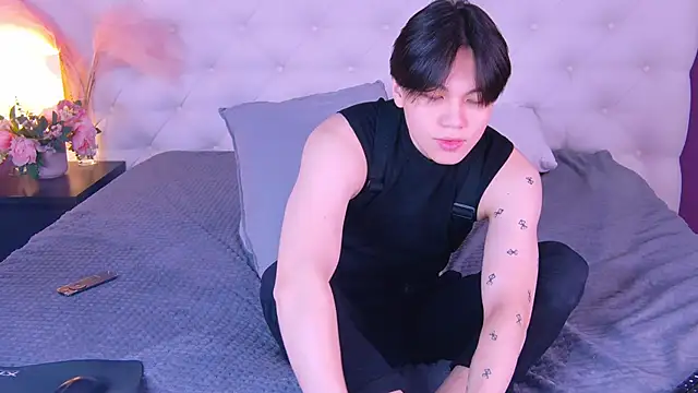 Snapshot of just_gay_ chatting on 03-15-25, 01:18 just gay online show from 03-15-25, 01:18